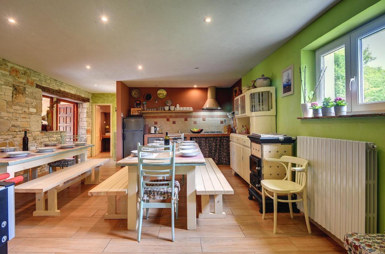Žminj Casa Karnevaliヴィラ エクステリア 写真