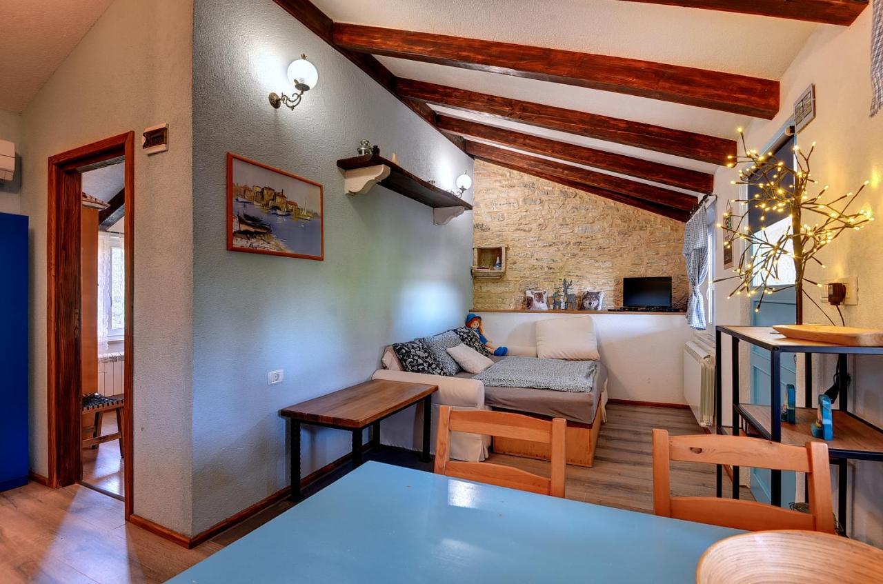 Žminj Casa Karnevaliヴィラ エクステリア 写真